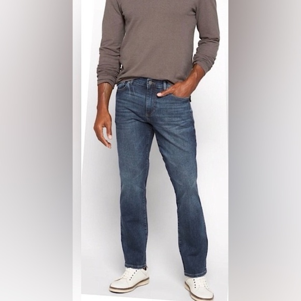 DL1961 Vince Casual Straight Leg Jeans In Dauntless Wash